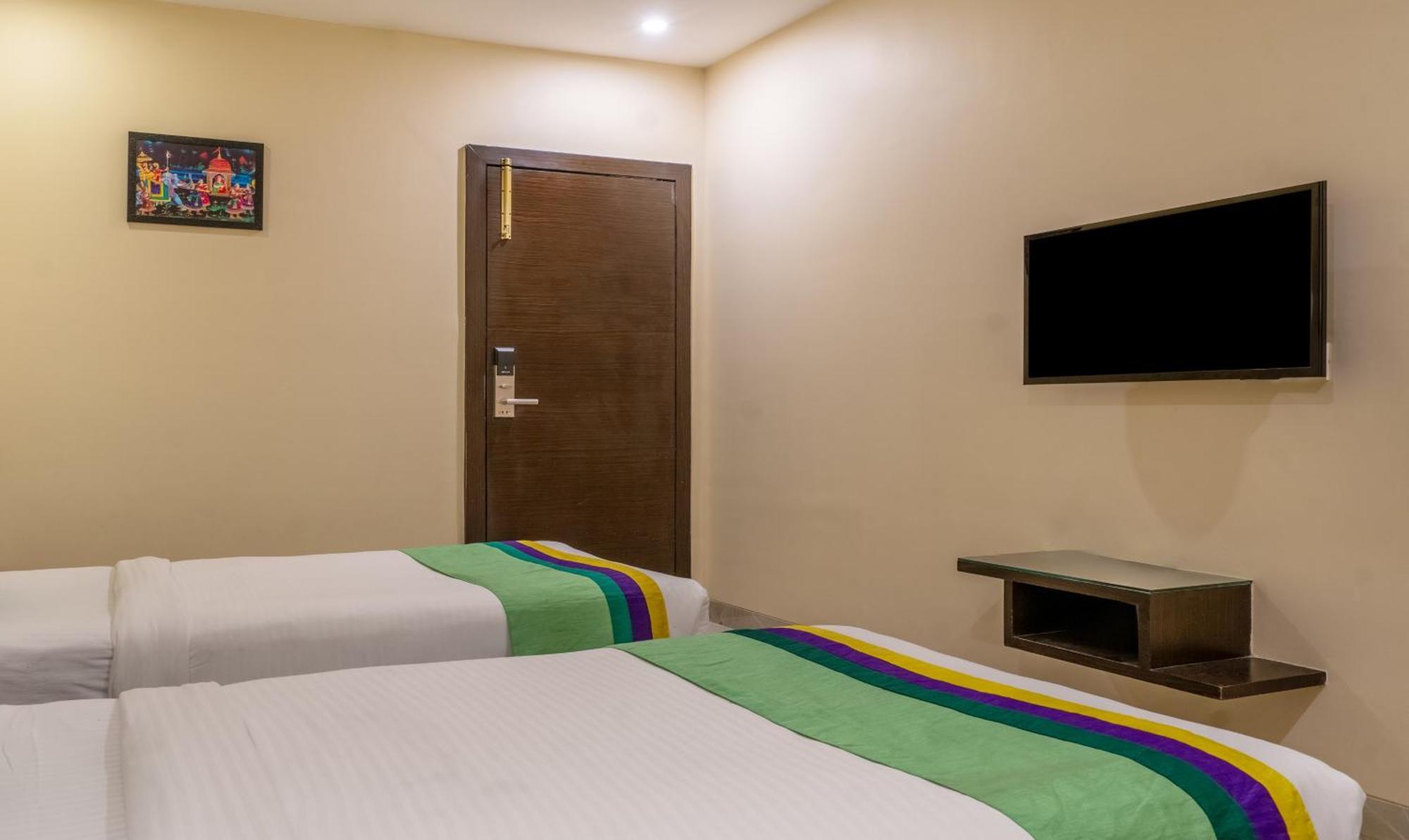 Hotel Treebo Acsys, Gachibowli Hyderabad Exterior foto