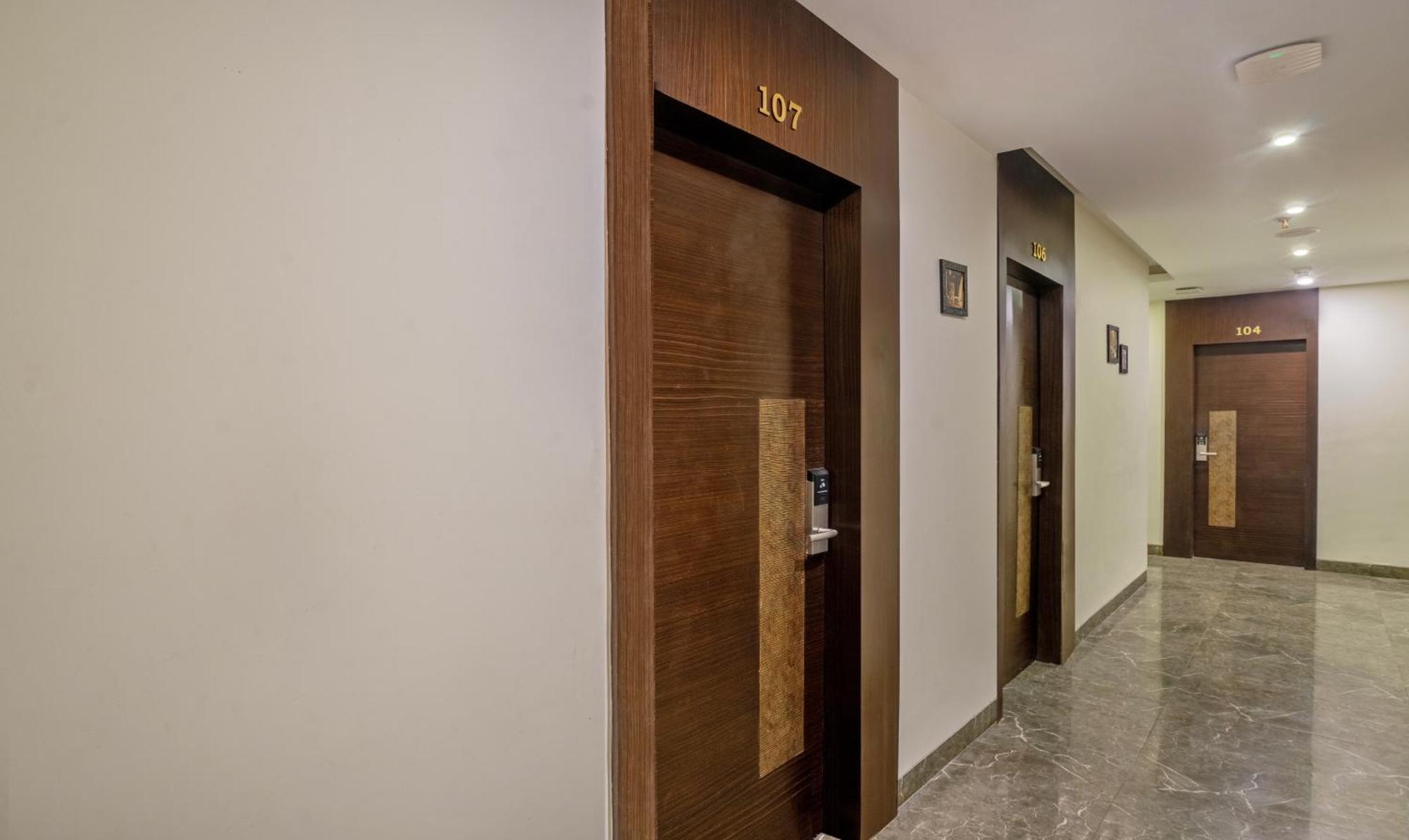 Hotel Treebo Acsys, Gachibowli Hyderabad Exterior foto